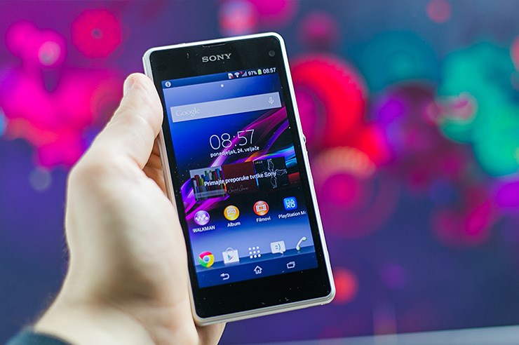 Sony Xperia Z1 compact (33).jpg